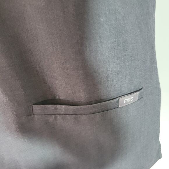 FIGS Size XS	Casma Three-Pocket Scrub Top Graphite Gray Dr Nurse RN Hospital - Picture 2 of 9